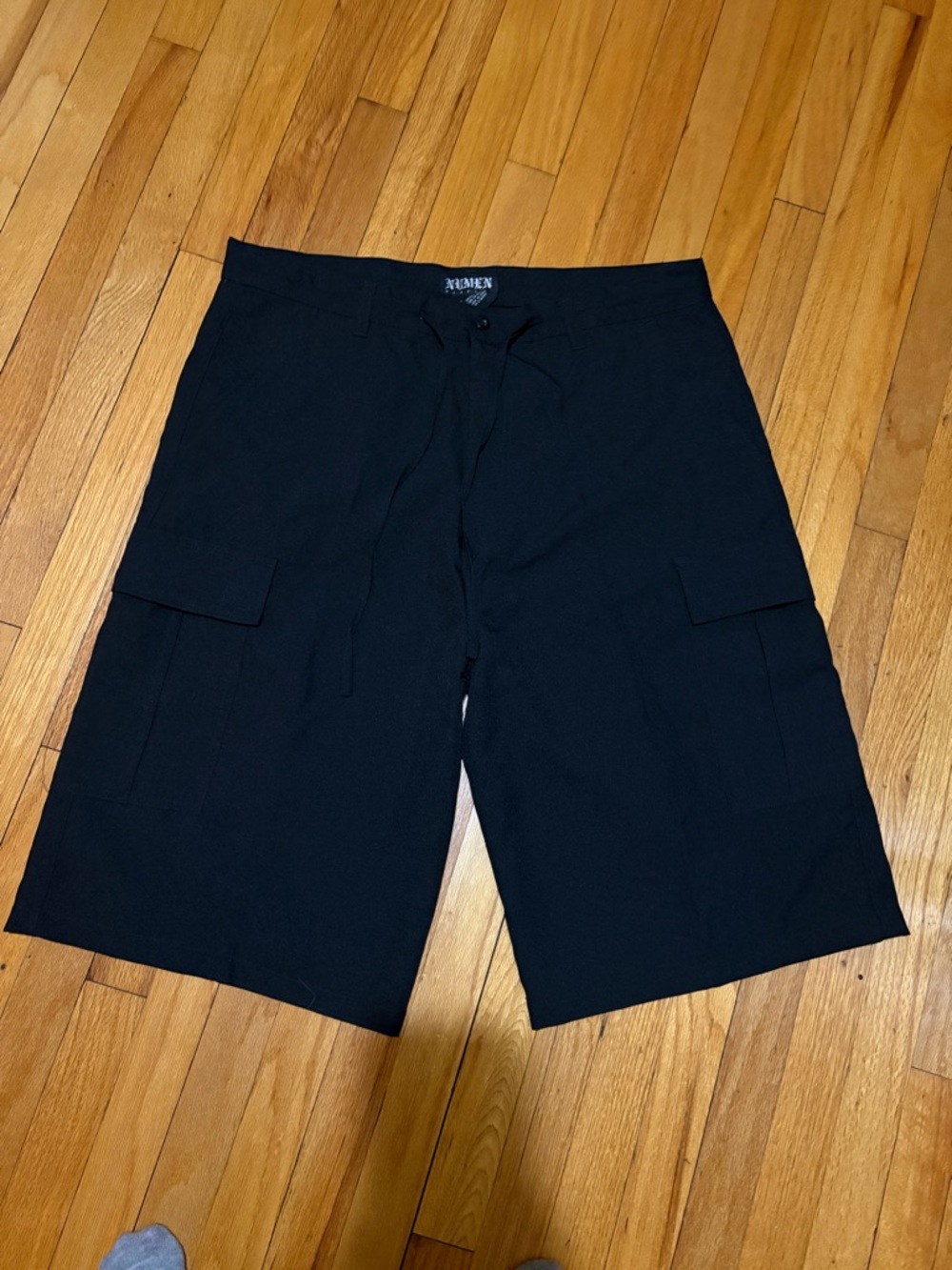 NuMe Men's Black Cargo Shorts with Drawstring Waist